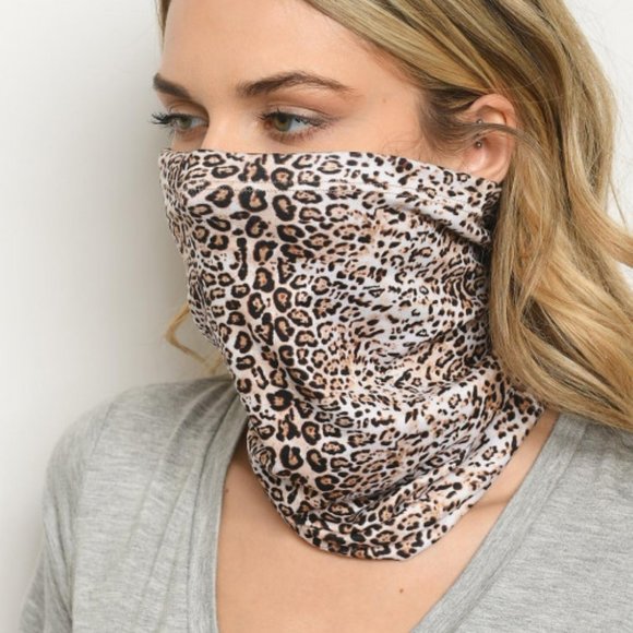 LEOPARD PRINT PULL OVER FACE MASK - Picture 2 of 12